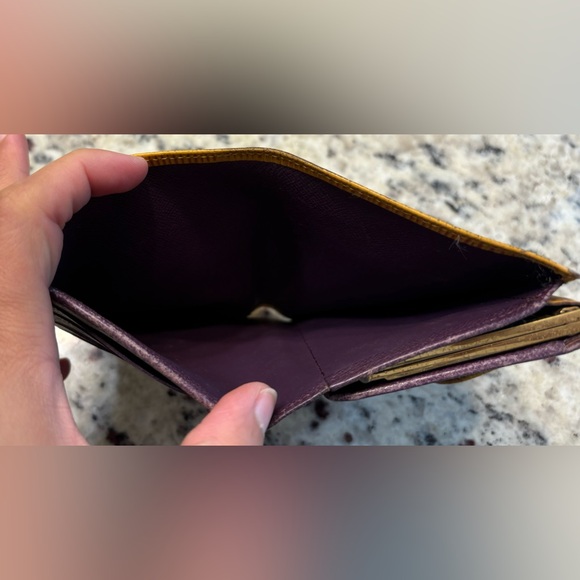 Authentic LV EPI Kisslock leather wallet (yellow color/purple interior) - Picture 17 of 17